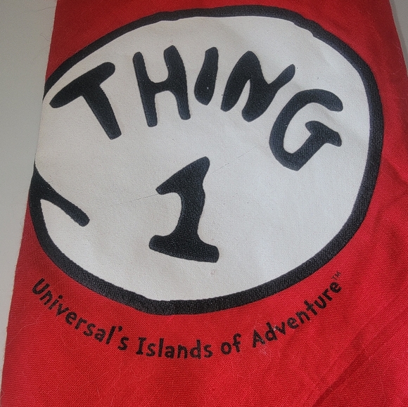 NWT Cat In The Hat Thing 1 Islands of Adventure Dog Bandana - Picture 4 of 4